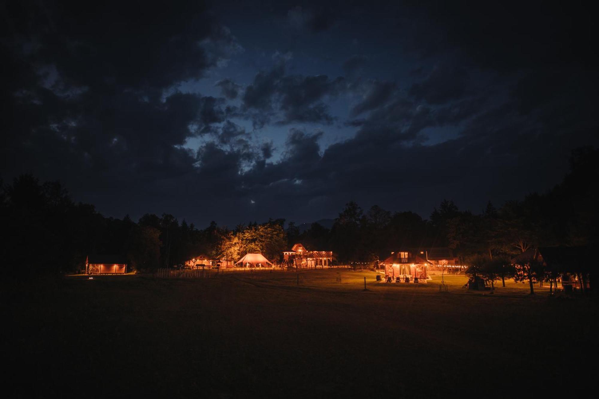 Ranc Mackadam Ranch Mackadam Villa Tržič Kültér fotó