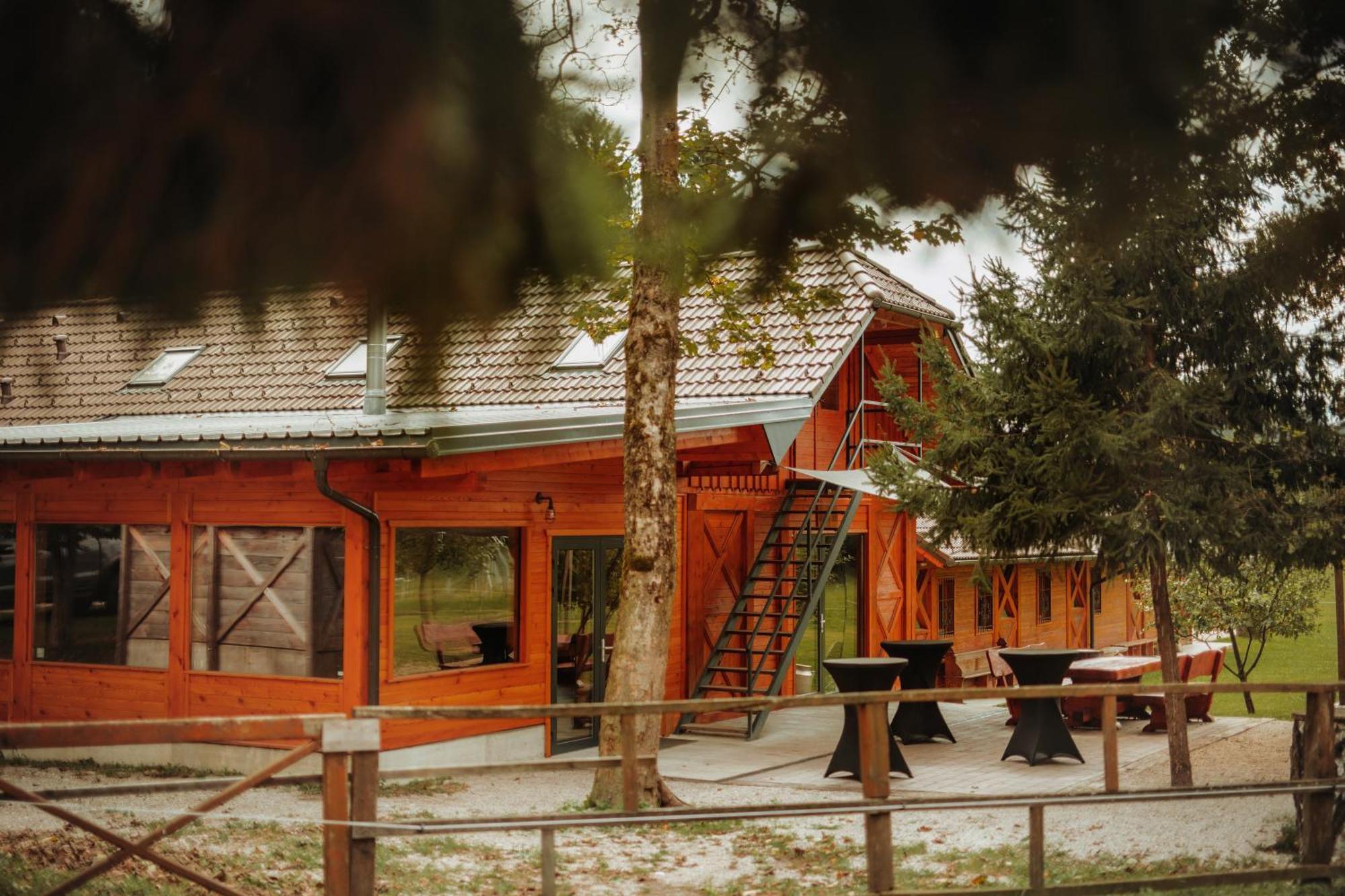 Ranc Mackadam Ranch Mackadam Villa Tržič Kültér fotó
