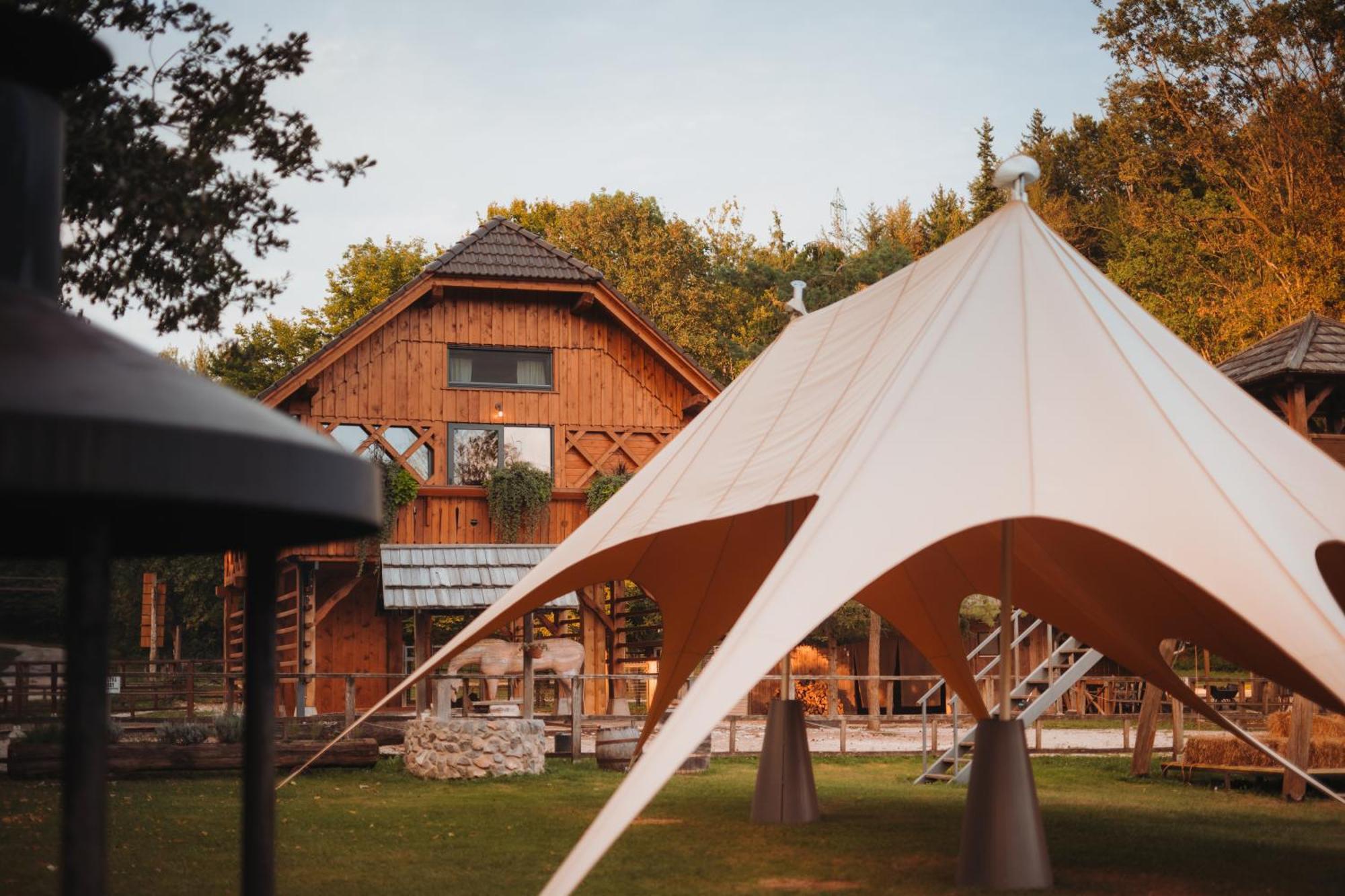 Ranc Mackadam Ranch Mackadam Villa Tržič Kültér fotó